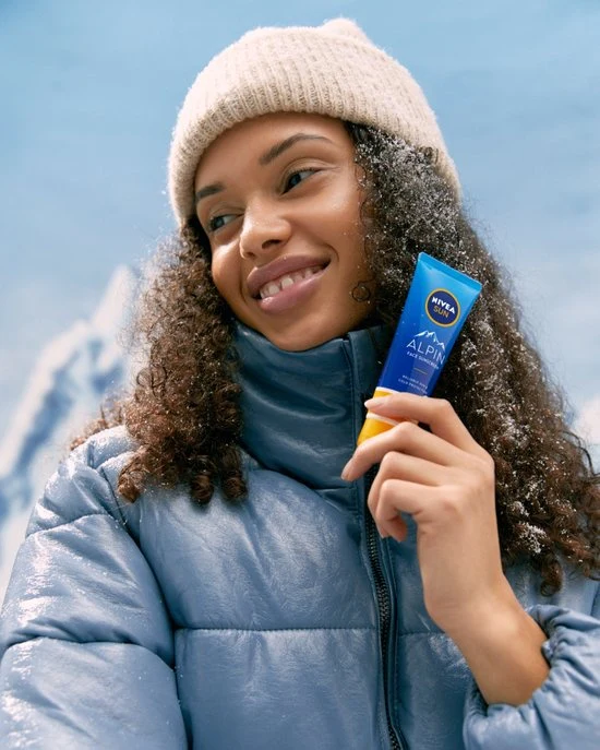 simple daily skin care routine in winter